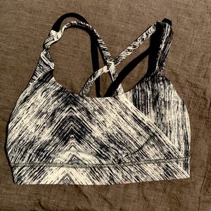 Lululemon Energy Bra - Size 4 - Heat Wave White Black / Black - Released 04/2015